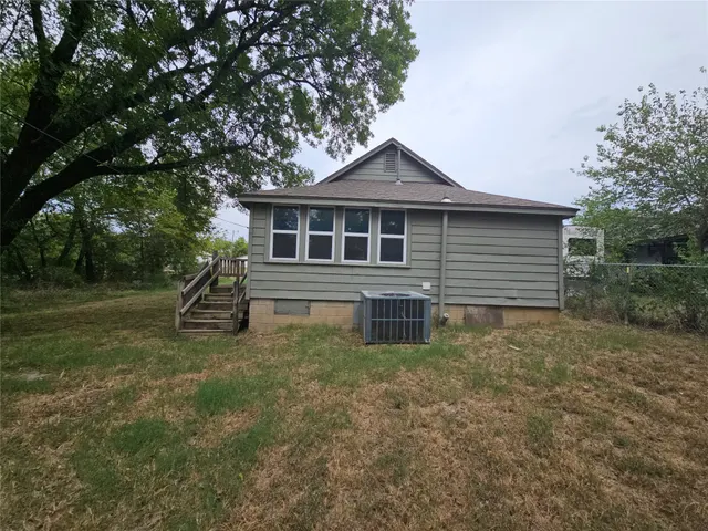 Photo 3 — 1128 E Arch Avenue, Sapulpa, OK 74066