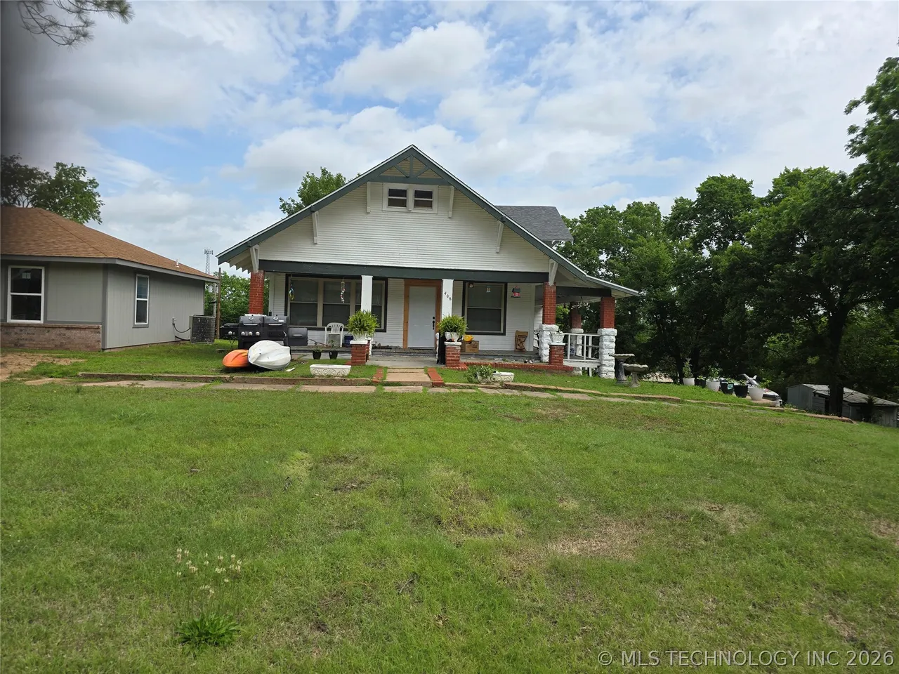 Photo 2 — 406 Denver Street, Pawnee, OK 74058