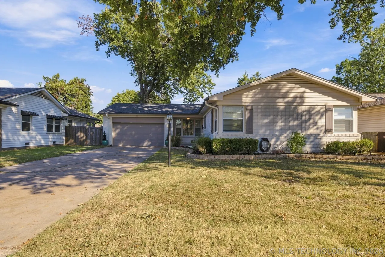 Front exterior — 5327 E 28th Street E, Tulsa, OK 74114