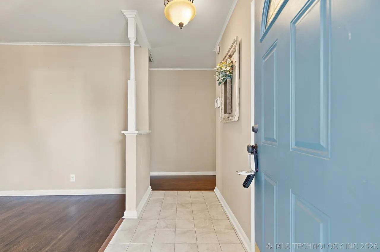 Photo 3 — 5327 E 28th Street E, Tulsa, OK 74114