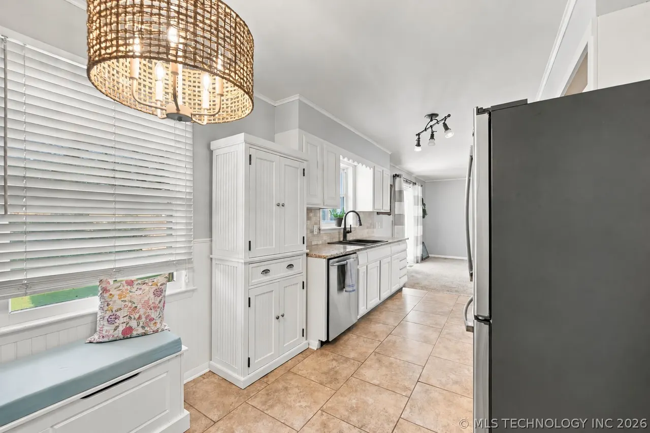 Photo 9 — 5327 E 28th Street E, Tulsa, OK 74114
