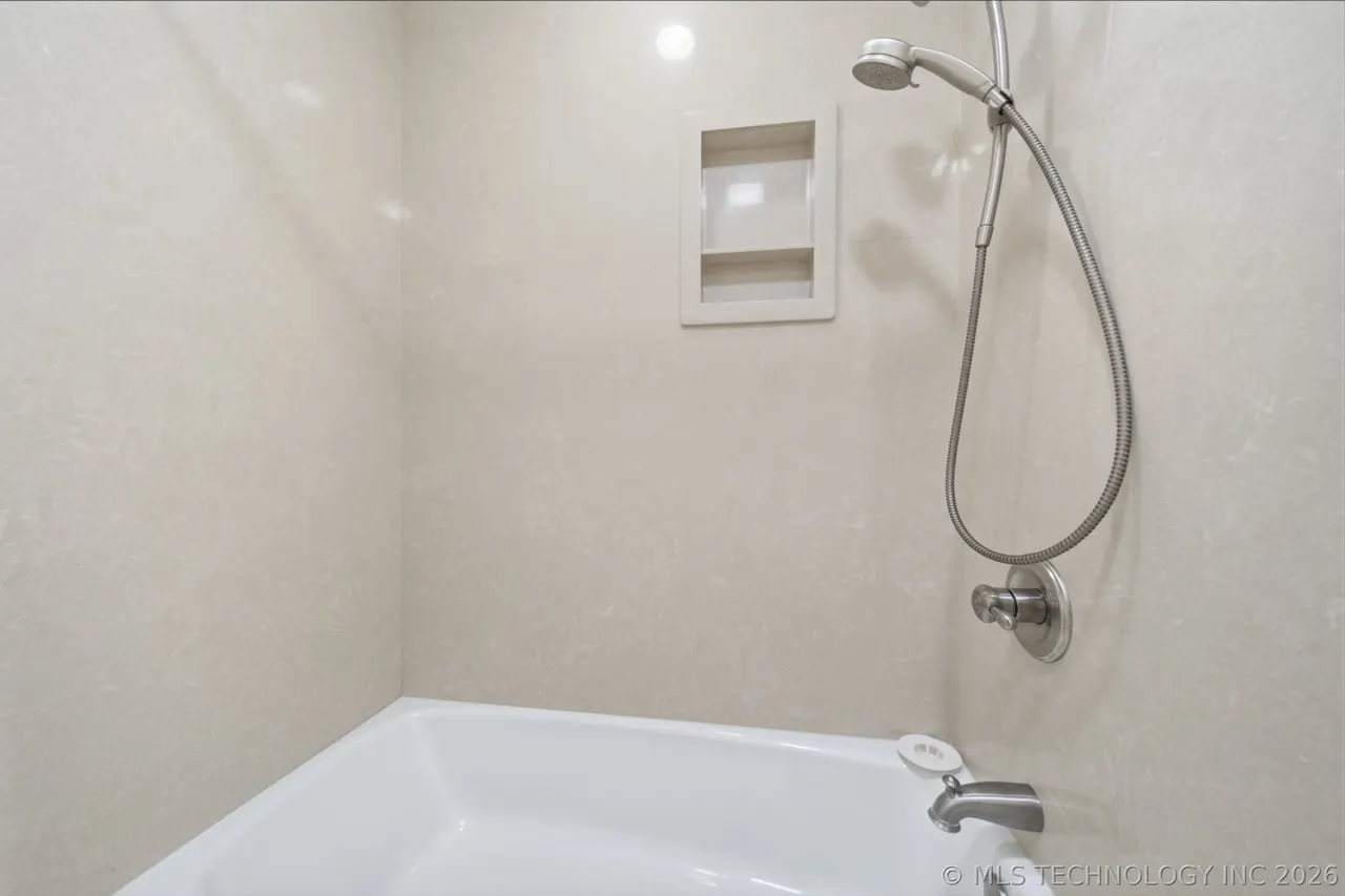Photo 25 — 9130 E 114th Street S, Bixby, OK 74008