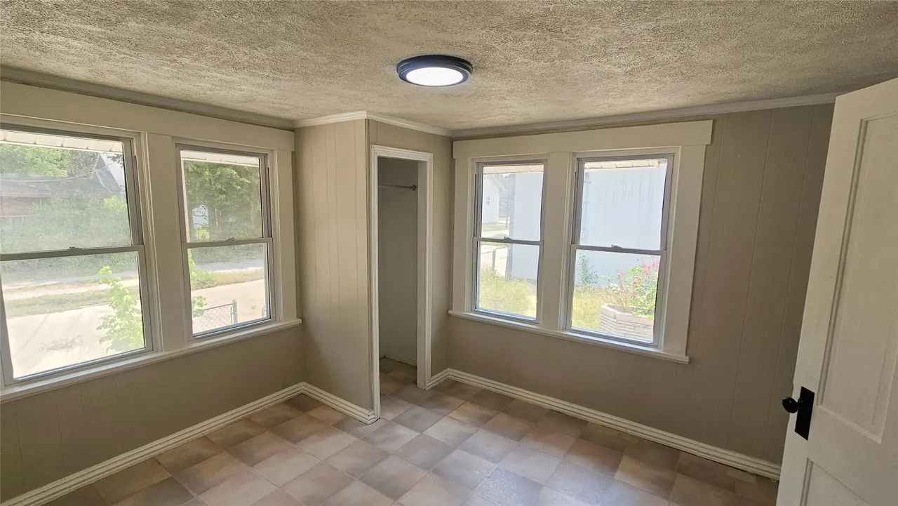 Photo 23 — 214 F Street NW, Miami, OK 74354