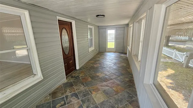 Photo 4 — 214 F Street NW, Miami, OK 74354