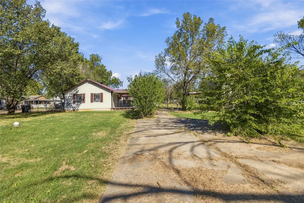 Photo 20 — 1136 S Maple, Bartlesville, OK 74003