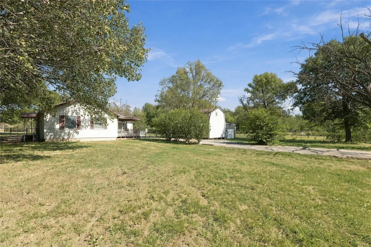 Photo 21 — 1136 S Maple, Bartlesville, OK 74003