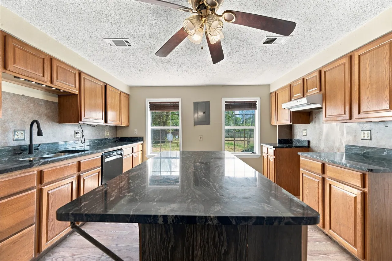 Photo 5 — 1136 S Maple, Bartlesville, OK 74003
