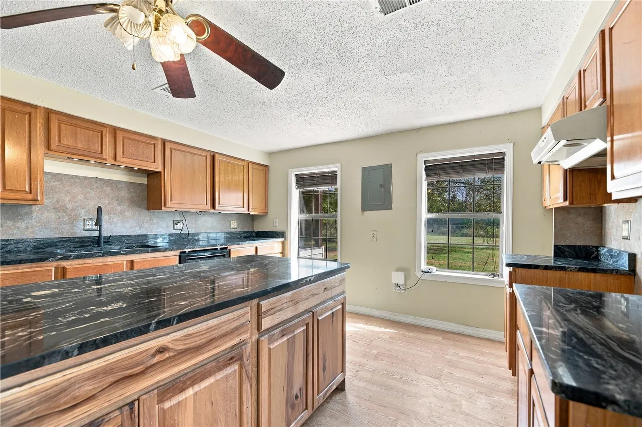Photo 7 — 1136 S Maple, Bartlesville, OK 74003