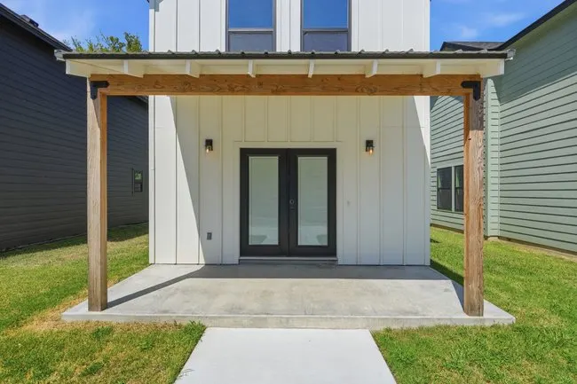 Photo 3 — 310 N Cincinnati Avenue, Sperry, OK 74073