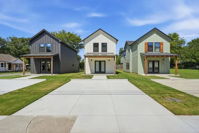 Photo 4 — 310 N Cincinnati Avenue, Sperry, OK 74073