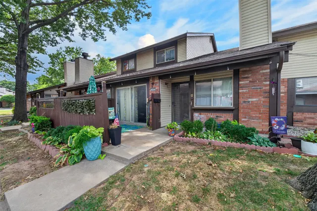 Photo 2 — 11021 E 11th Place S 4-3C, Tulsa, OK 74128