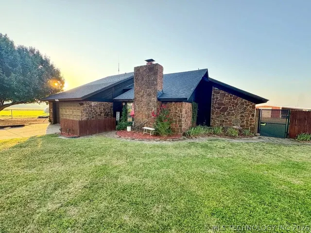 Photo 7 — 108106 N 3750, Okemah, OK 74859