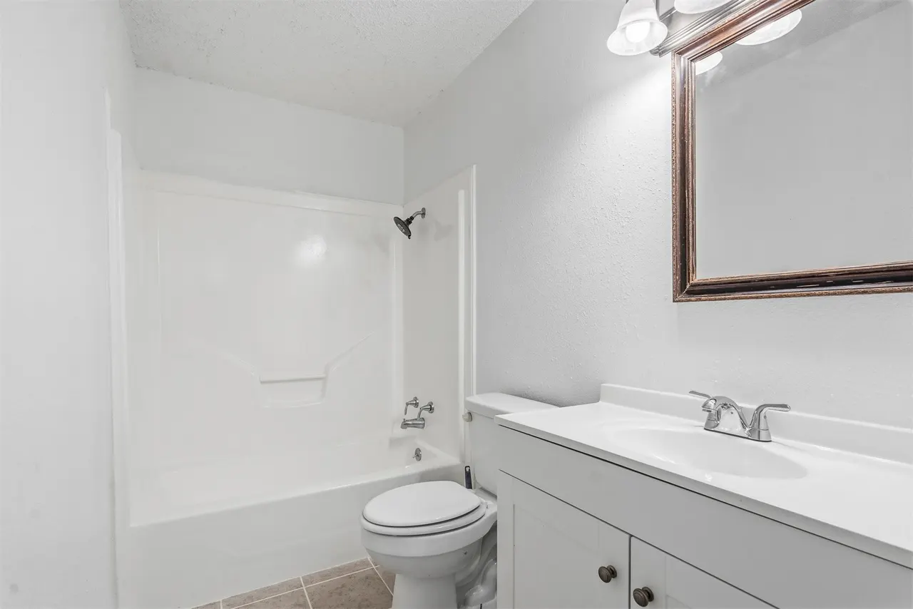 Photo 18 — 829 2nd Avenue NE, Ardmore, OK 73401