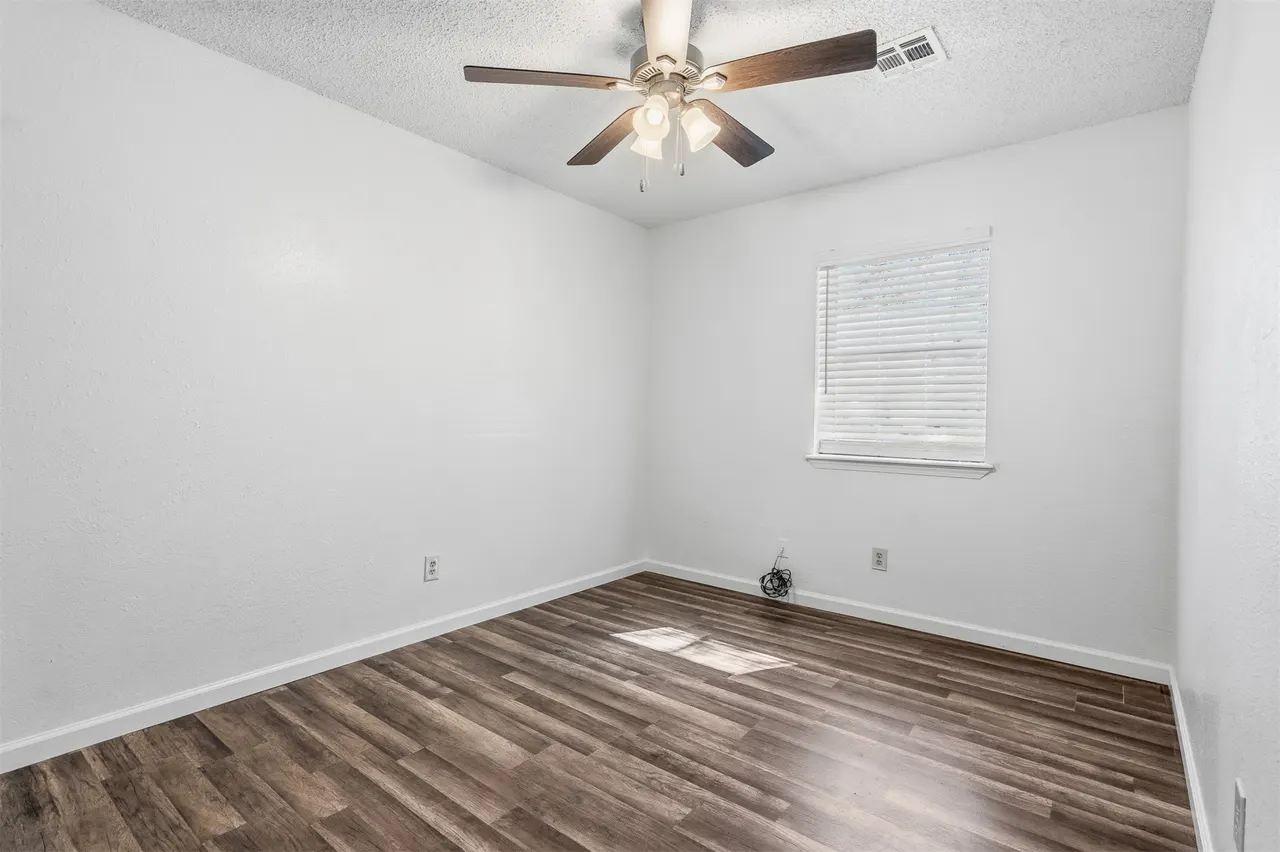 Photo 21 — 829 2nd Avenue NE, Ardmore, OK 73401