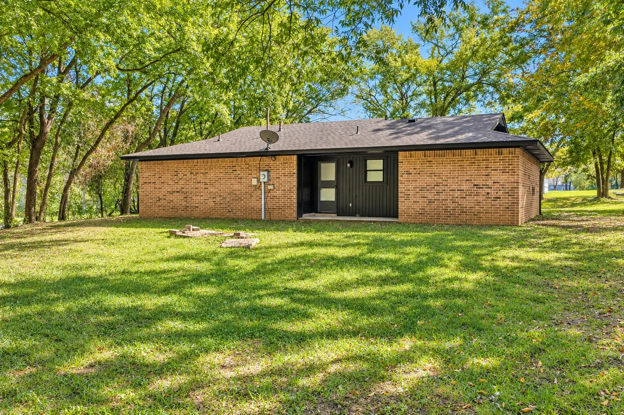 Photo 29 — 829 2nd Avenue NE, Ardmore, OK 73401