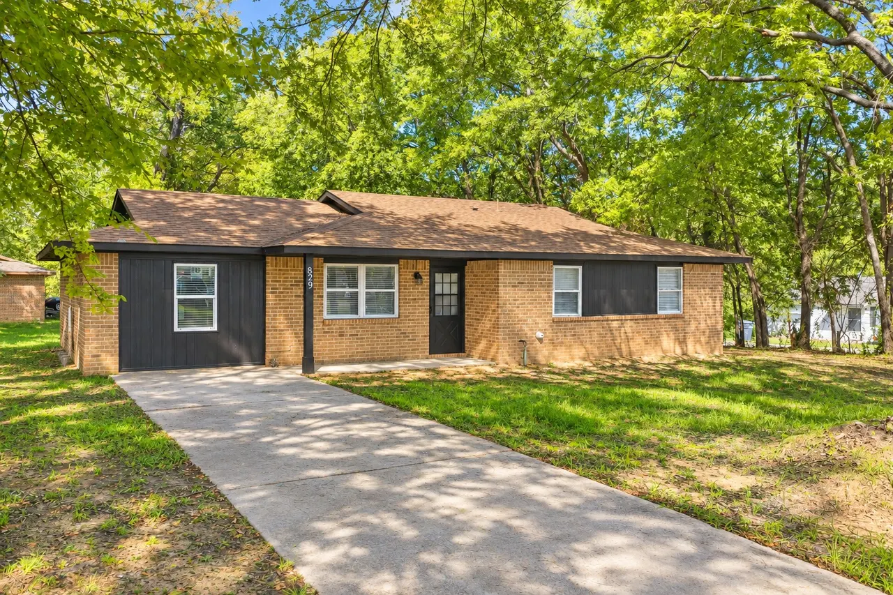 Photo 24 — 829 2nd Avenue NE, Ardmore, OK 73401