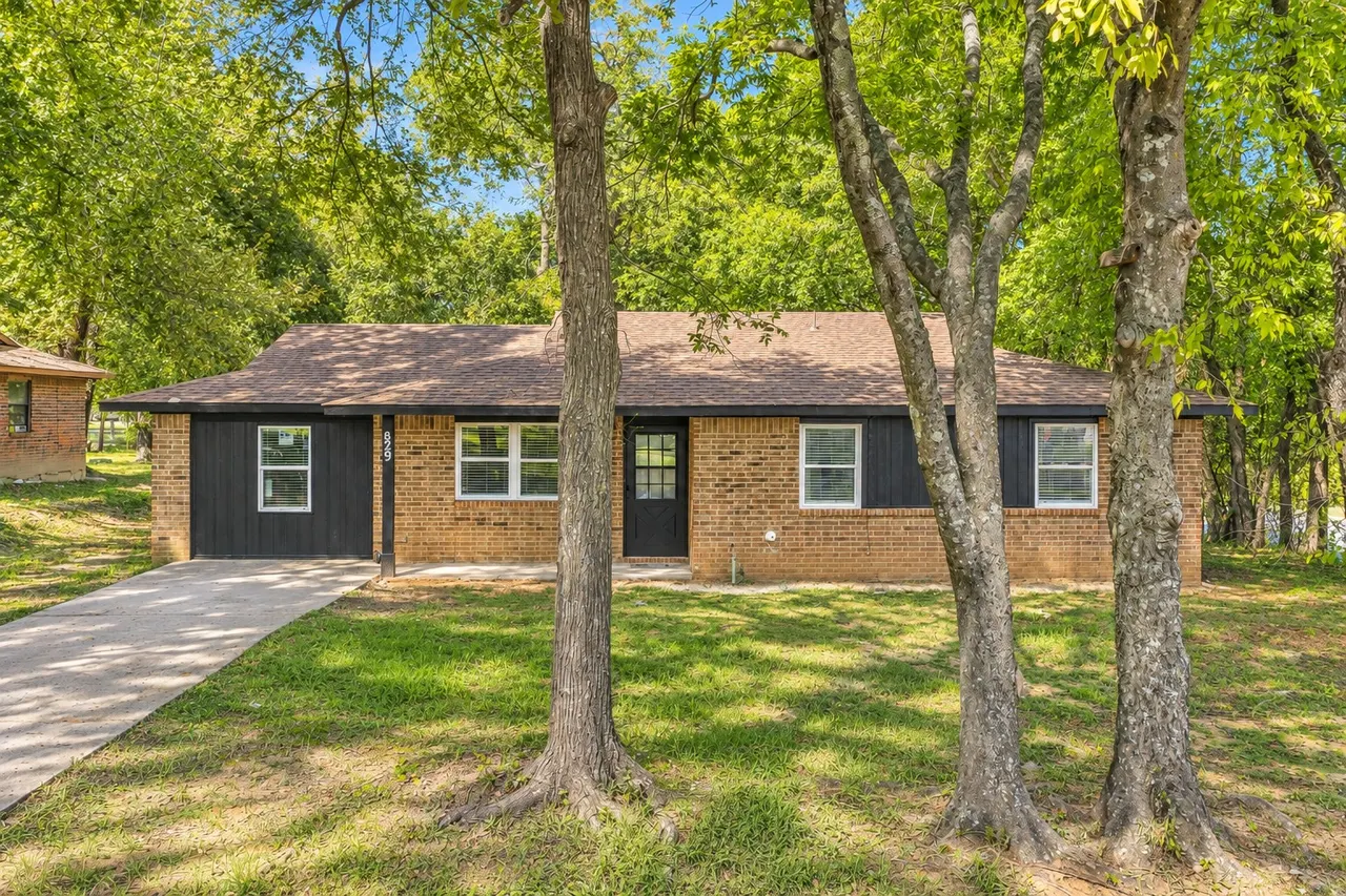 Photo 25 — 829 2nd Avenue NE, Ardmore, OK 73401