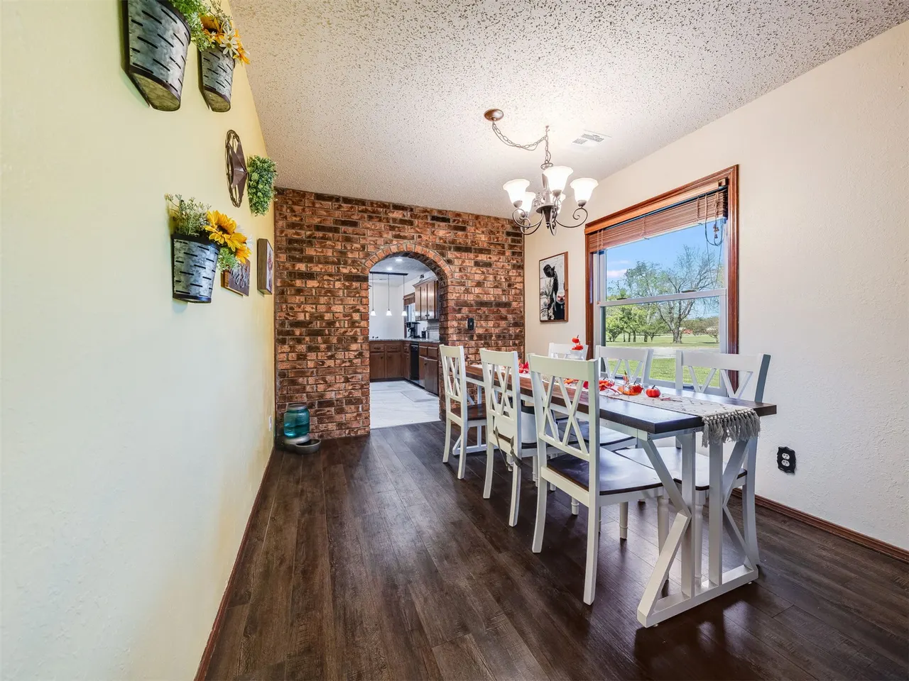 Photo 11 — 855 E Lowry Road, Claremore, OK 74017