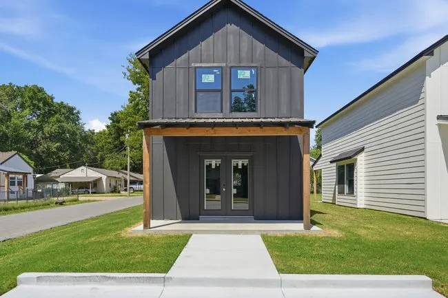 Front exterior — 309 N Cincinnati Avenue, Sperry, OK 74073