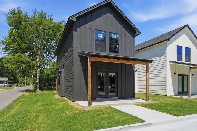 Photo 2 — 309 N Cincinnati Avenue, Sperry, OK 74073
