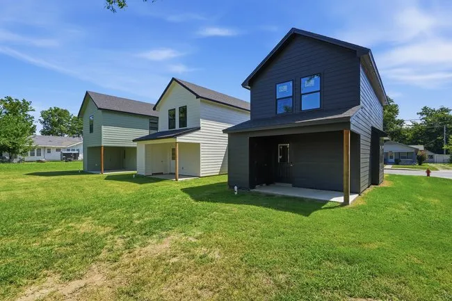Photo 31 — 309 N Cincinnati Avenue, Sperry, OK 74073