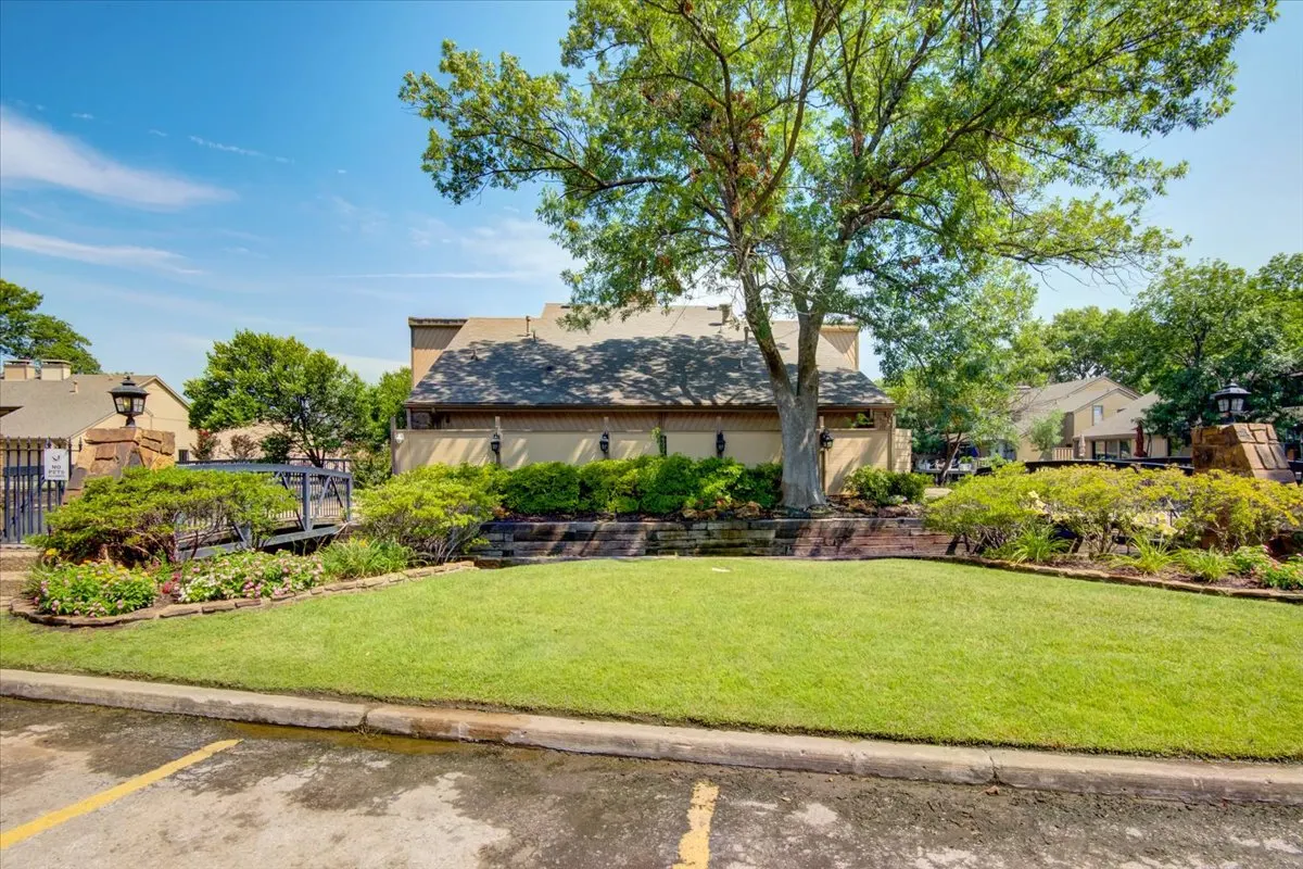 Photo 61 — 5920 S Atlanta Place 1, Tulsa, OK 74105