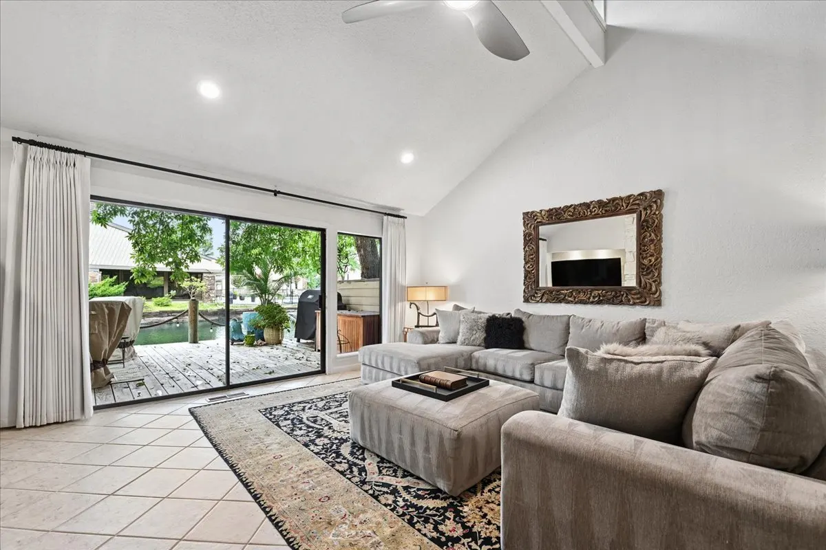 Photo 9 — 5920 S Atlanta Place 1, Tulsa, OK 74105