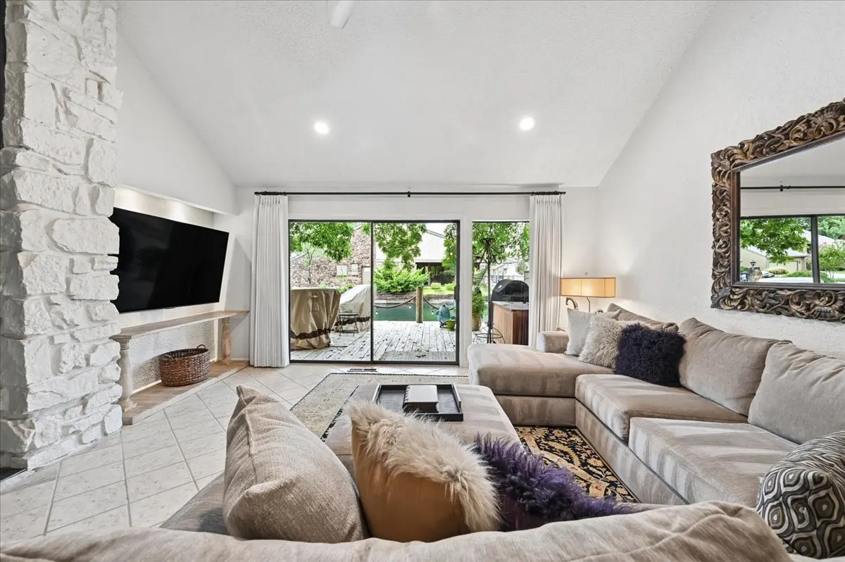 Photo 10 — 5920 S Atlanta Place 1, Tulsa, OK 74105