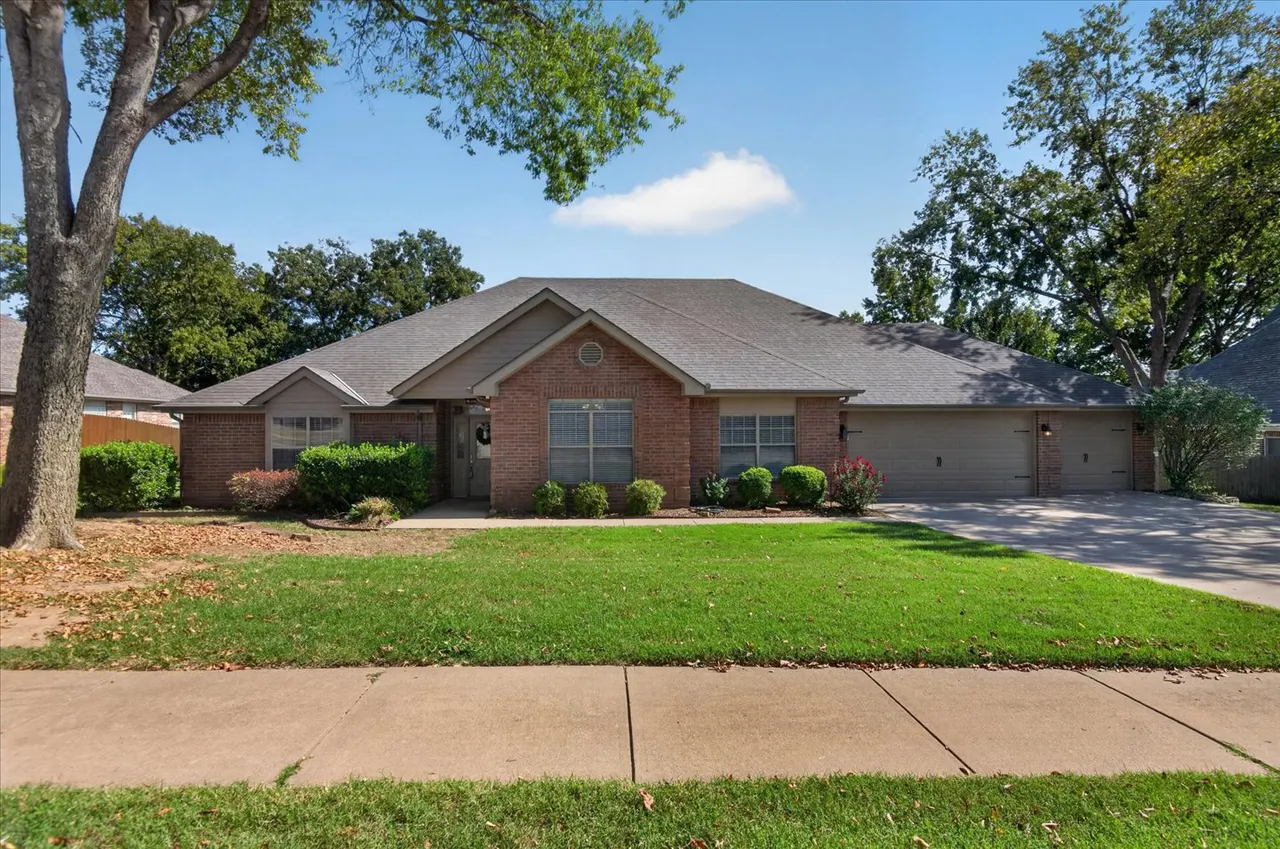 Front exterior — 2608 Roanoke Ridge Road, Bartlesville, OK 74006