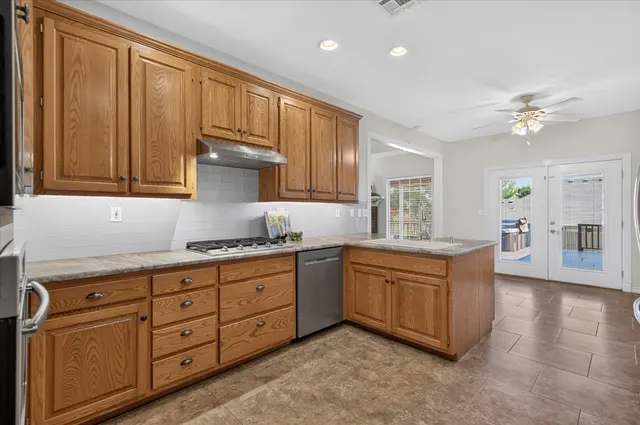 Photo 7 — 2608 Roanoke Ridge Road, Bartlesville, OK 74006
