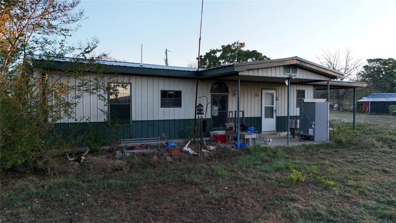 Photo 13 — 409212 E County Road 1790, Moyers, OK 74557
