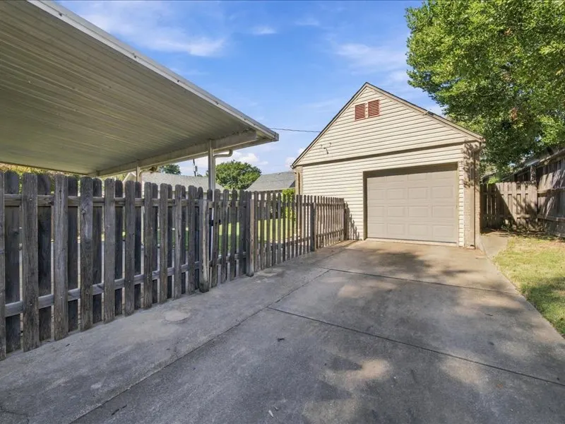 Photo 30 — 2131 E 20th Street, Tulsa, OK 74104