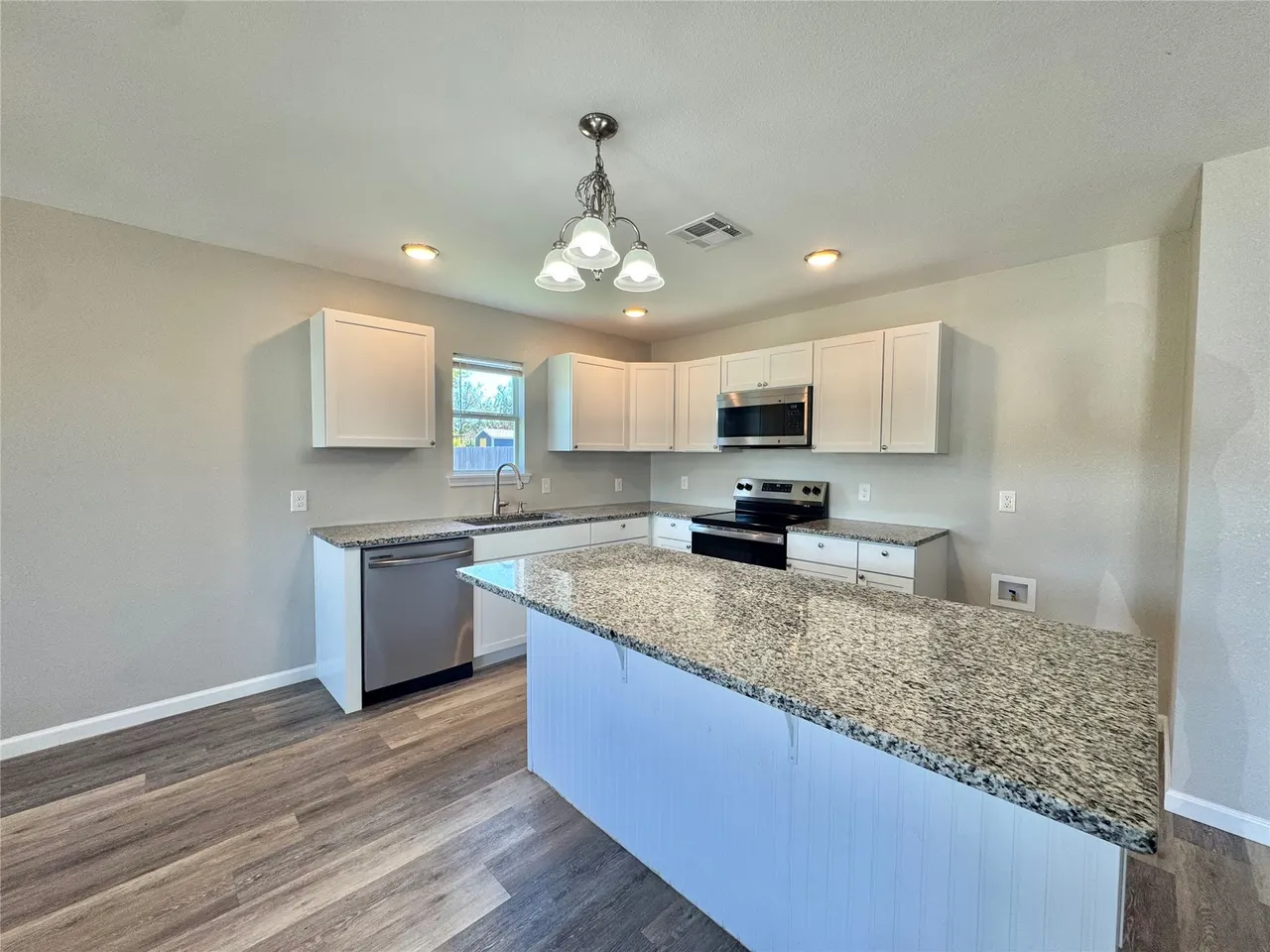 Photo 5 — 3808 W 55th Street, Tulsa, OK 74107