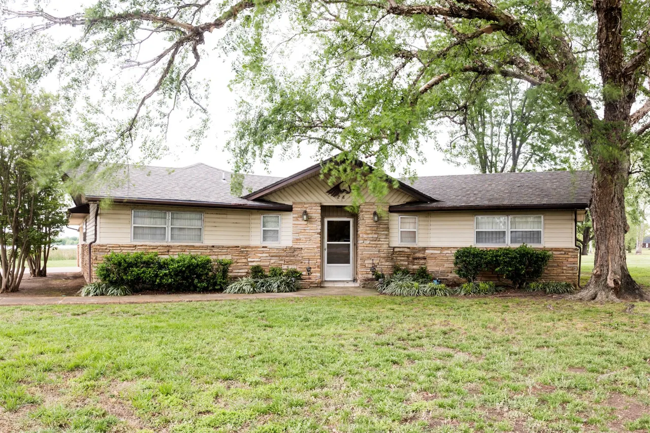 Front exterior — 28 Aberdeen, Burneyville, OK 73430