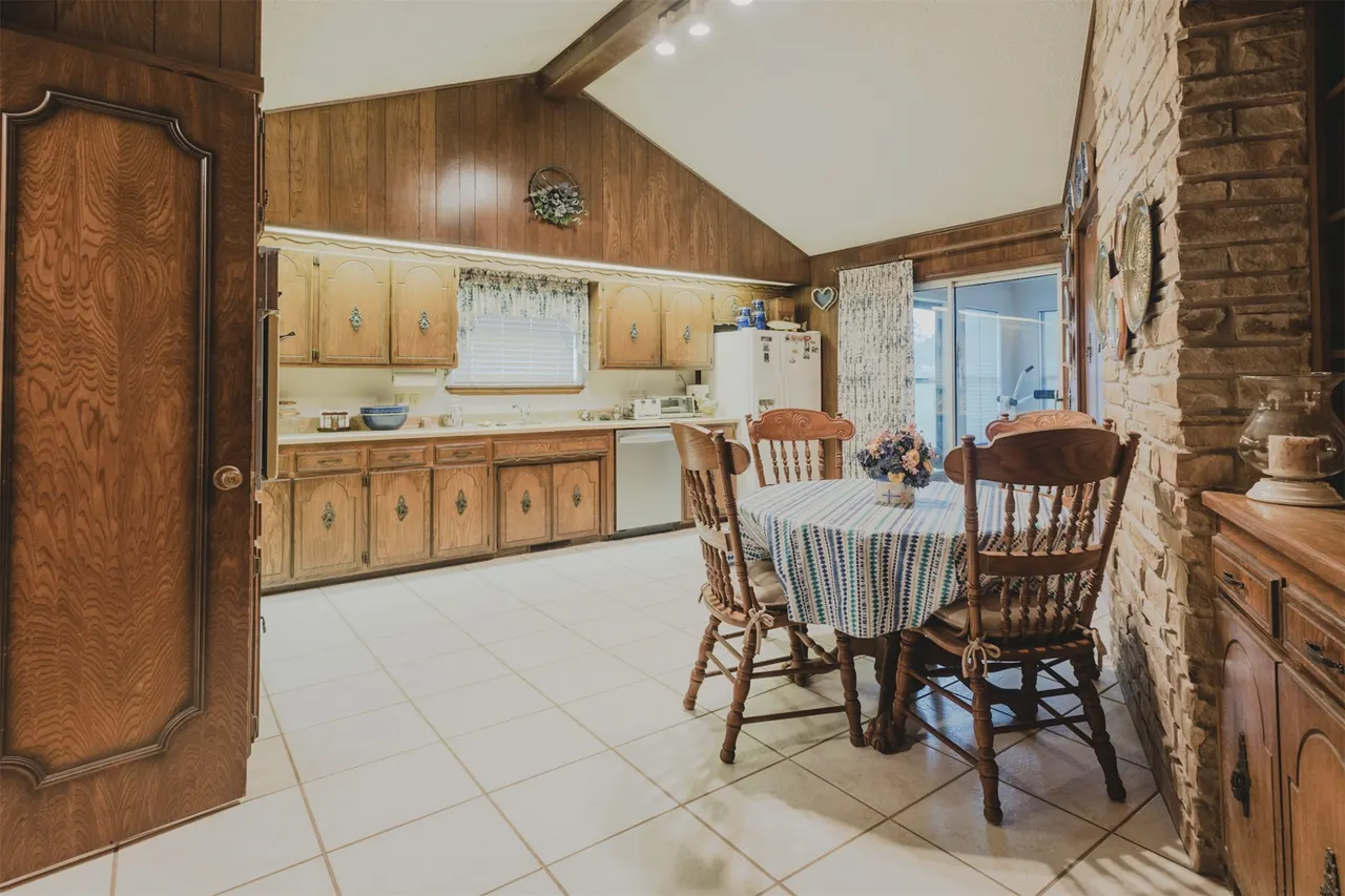 Photo 11 — 28 Aberdeen, Burneyville, OK 73430
