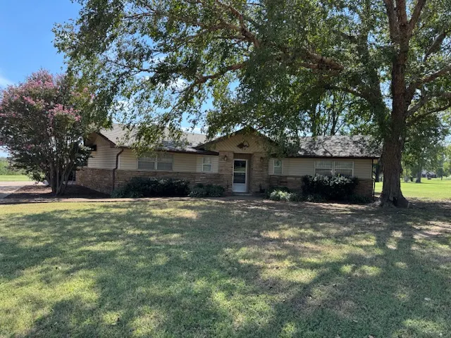 Photo 3 — 28 Aberdeen, Burneyville, OK 73430