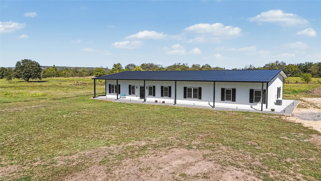 Photo 3 — 5400 W Groat Road, Hulbert, OK 74441