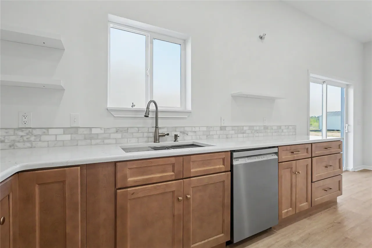 Photo 17 — 5400 W Groat Road, Hulbert, OK 74441