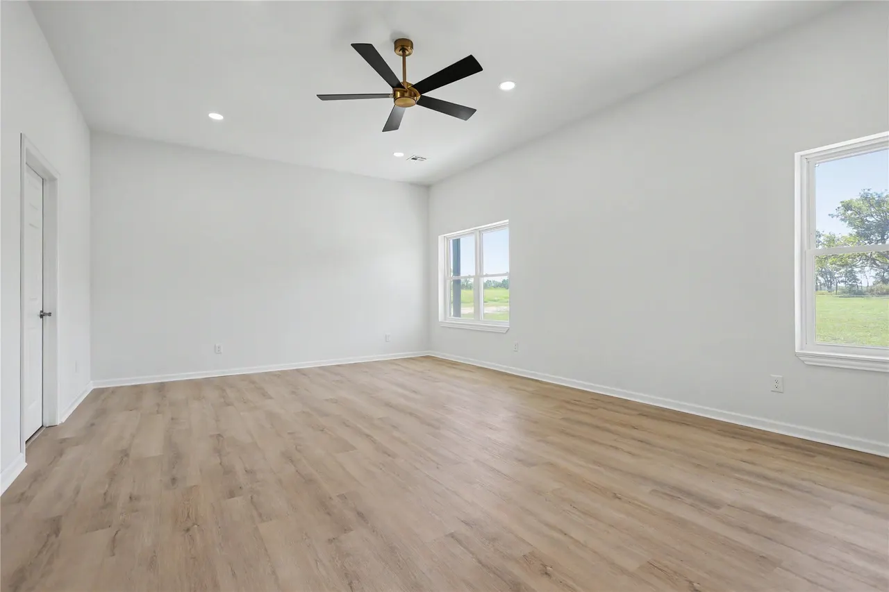 Photo 33 — 5400 W Groat Road, Hulbert, OK 74441