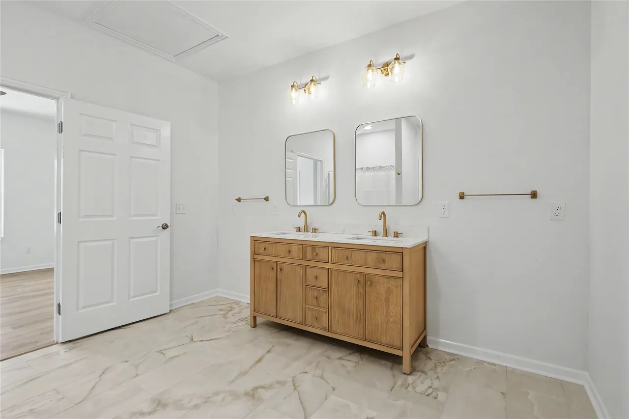 Photo 59 — 5400 W Groat Road, Hulbert, OK 74441