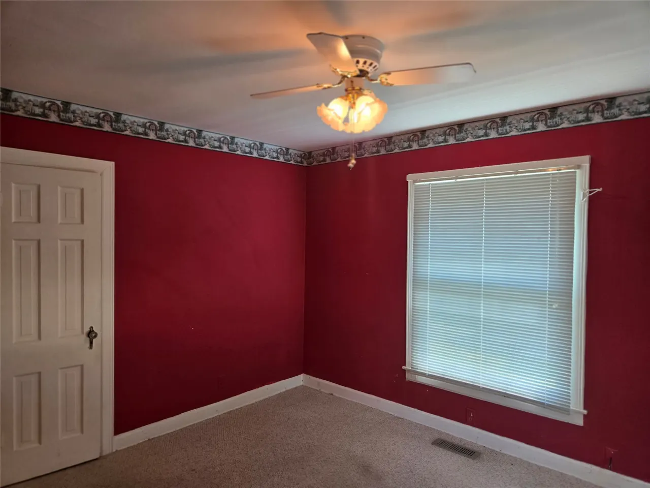 Photo 33 — 628 W Tahlequah, Vinita, OK 74301