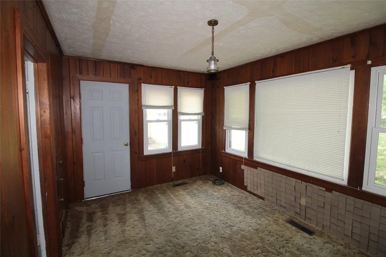 Photo 37 — 628 W Tahlequah, Vinita, OK 74301