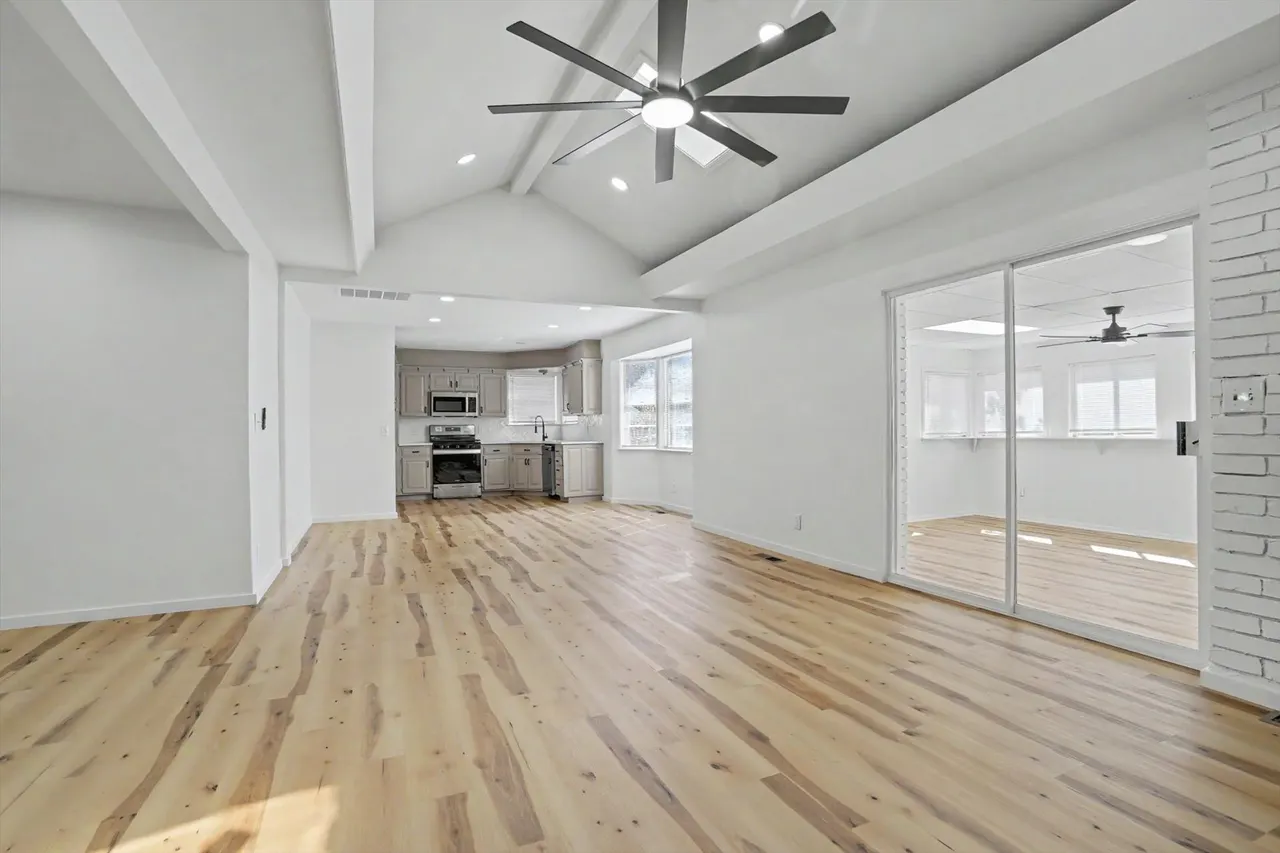 Photo 6 — 9920 E 28th Place, Tulsa, OK 74129