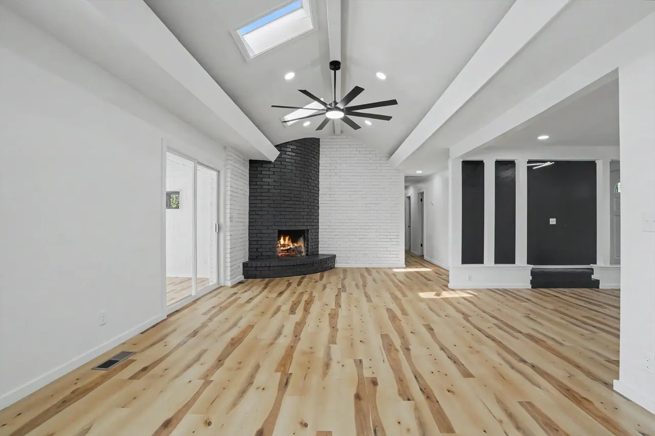 Photo 7 — 9920 E 28th Place, Tulsa, OK 74129