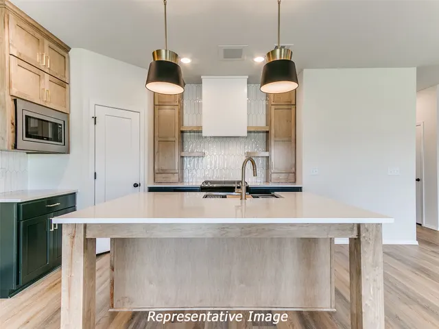Photo 8 — 3105 Redwood Avenue, Broken Arrow, OK 74012