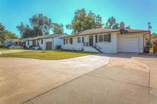 Photo 3 — 1610 E 41ST Street, Tulsa, OK 74105