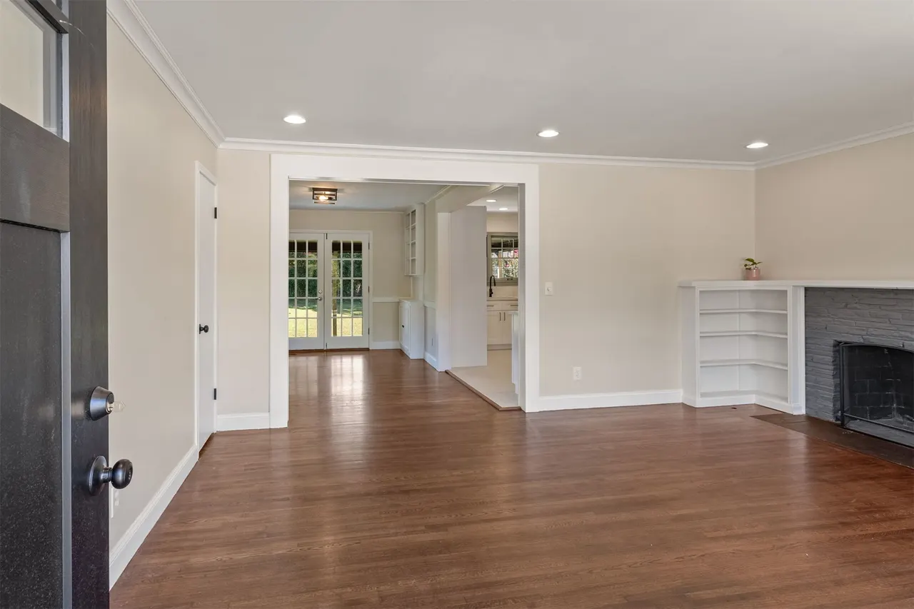 Photo 8 — 1610 E 41ST Street, Tulsa, OK 74105