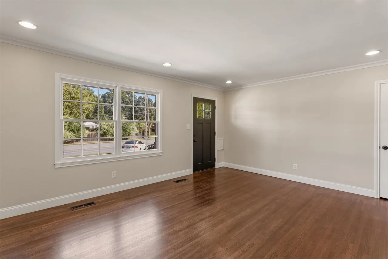 Photo 11 — 1610 E 41ST Street, Tulsa, OK 74105