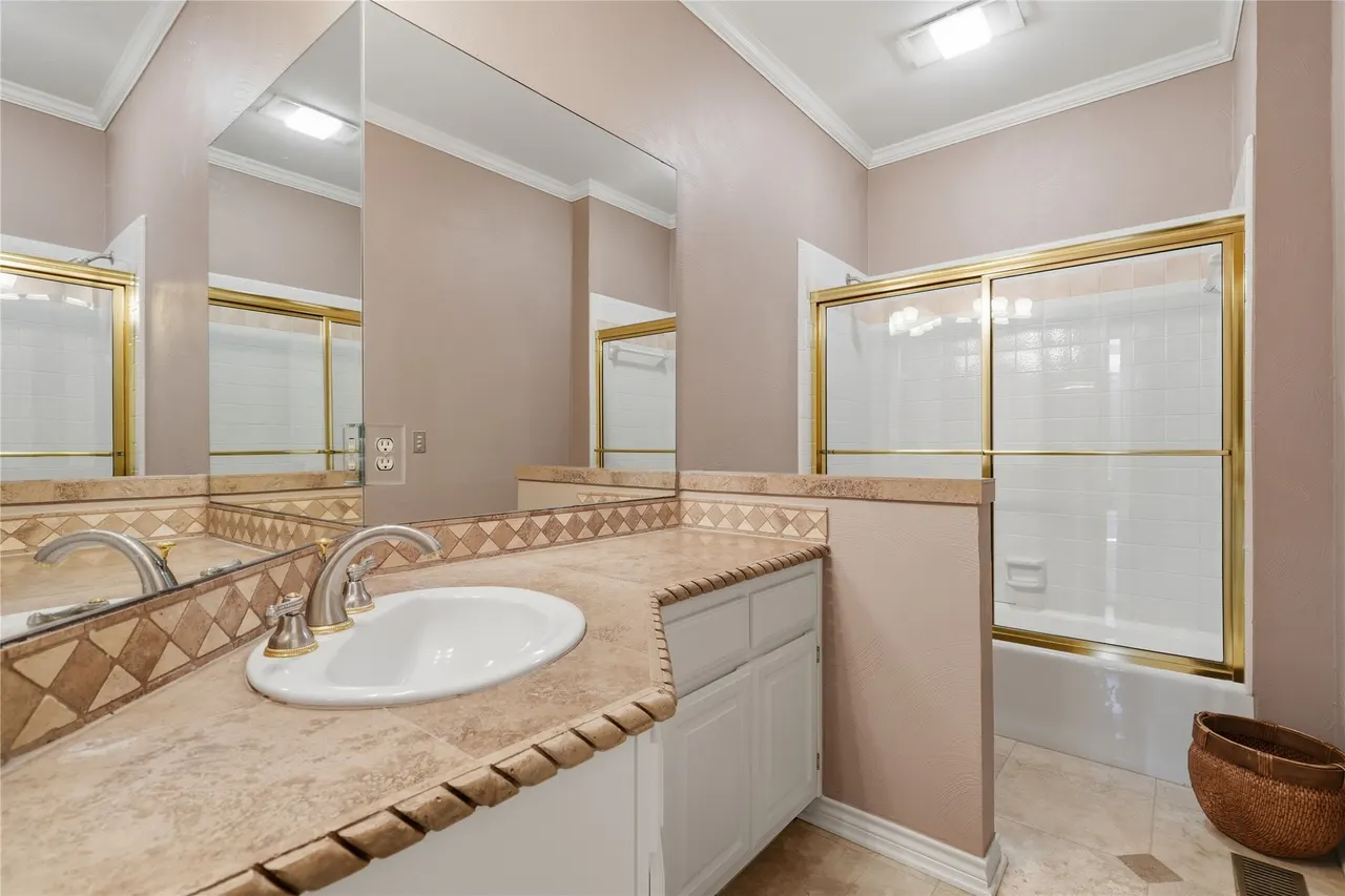 Photo 23 — 5816 S Knoxville Avenue, Tulsa, OK 74135