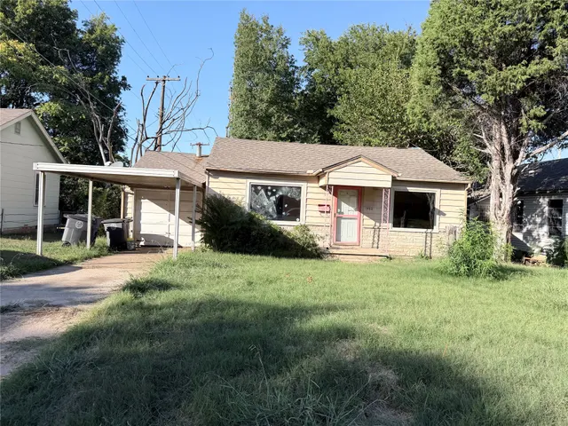 Photo 2 — 3955 E Admiral Court, Tulsa, OK 74115